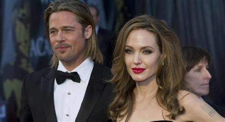 Angelina Jolie DUMPED Brad Pitt because He was CHEATING ON HER with Marion Cotillard