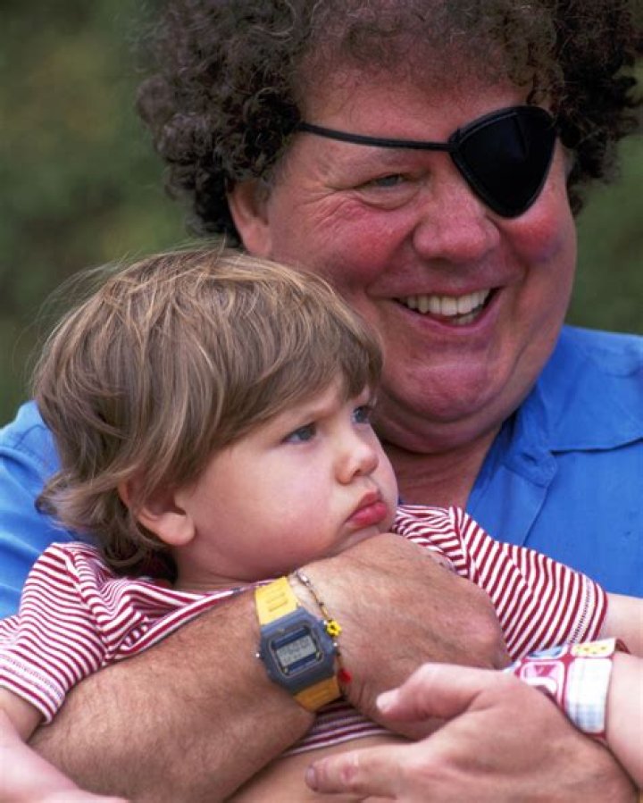 Dale Chihuly Son Jackson Viola Chihuly Is A Photographer