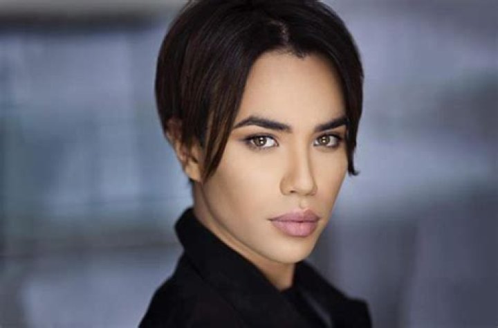 JayR Tinaco wikipédia, biographie, épouse, origine, femme, nouveau compagnon, taille, enfant et plus