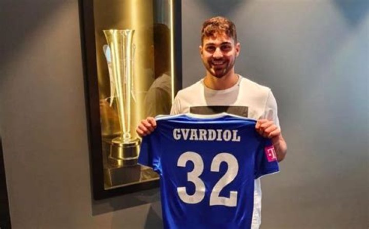 Manchester City Submit ‘NEW’ Offer For Defender Joško Gvardiol [DETAILS]