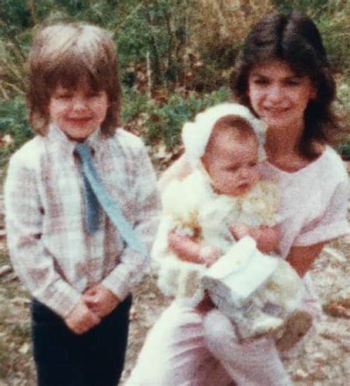 Pamela Hurt- Meet Mother Of Bobby Bones