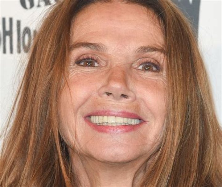 Victoria Abril wikipédia, biographie, épouse, origine, mari, nouveau compagnon, taille, enfant et plus