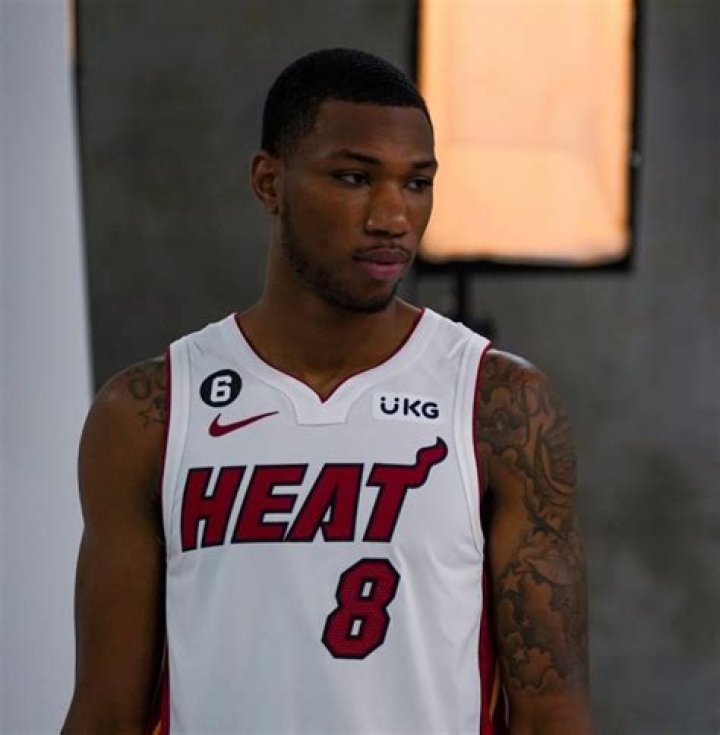 Who is Jamal Cain Girlfriend? His Parents, Family, Salary, Jersey