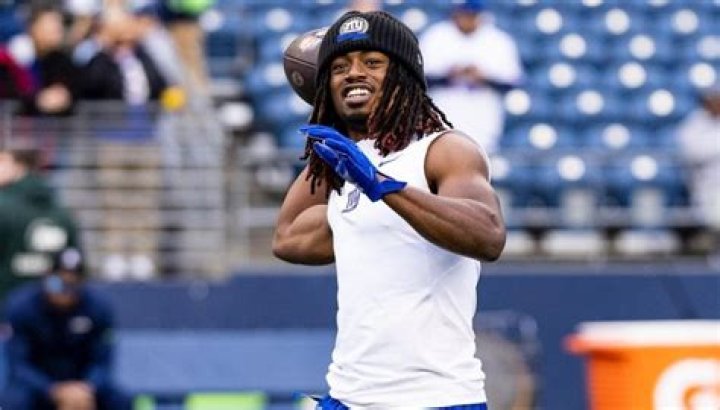 Who is Kalil Pimpleton girlfriend? His parents, family, contract, salary, networth